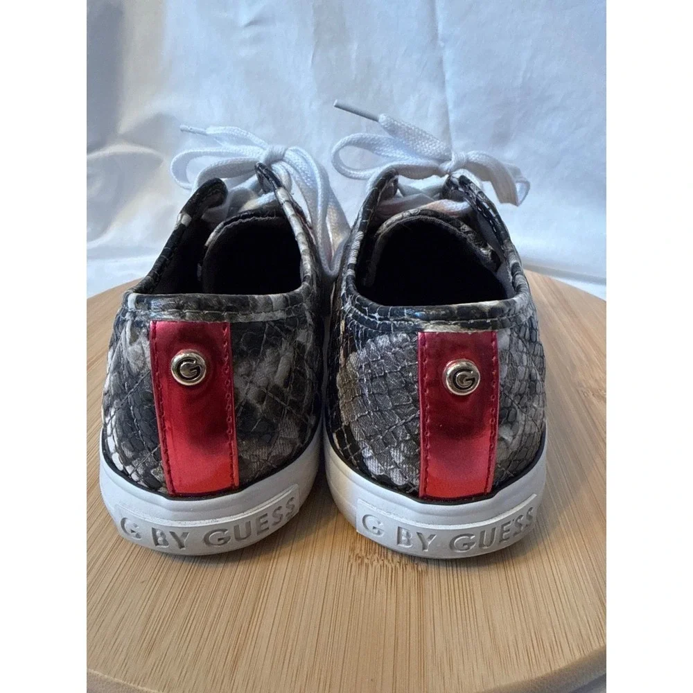 G by Guess Women's Snake Print Low Top Sneakers White Laces Red Accent Sz 8M - Picture 4 of 8